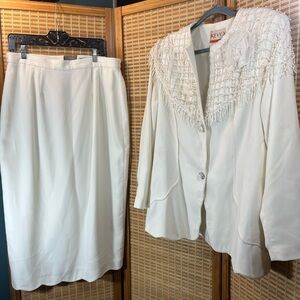 KEVO Collection White MOB, Easter, Church 2pc Skirt Suit Sz 16